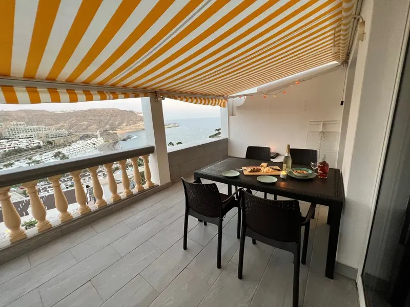 Dining table on the terrace